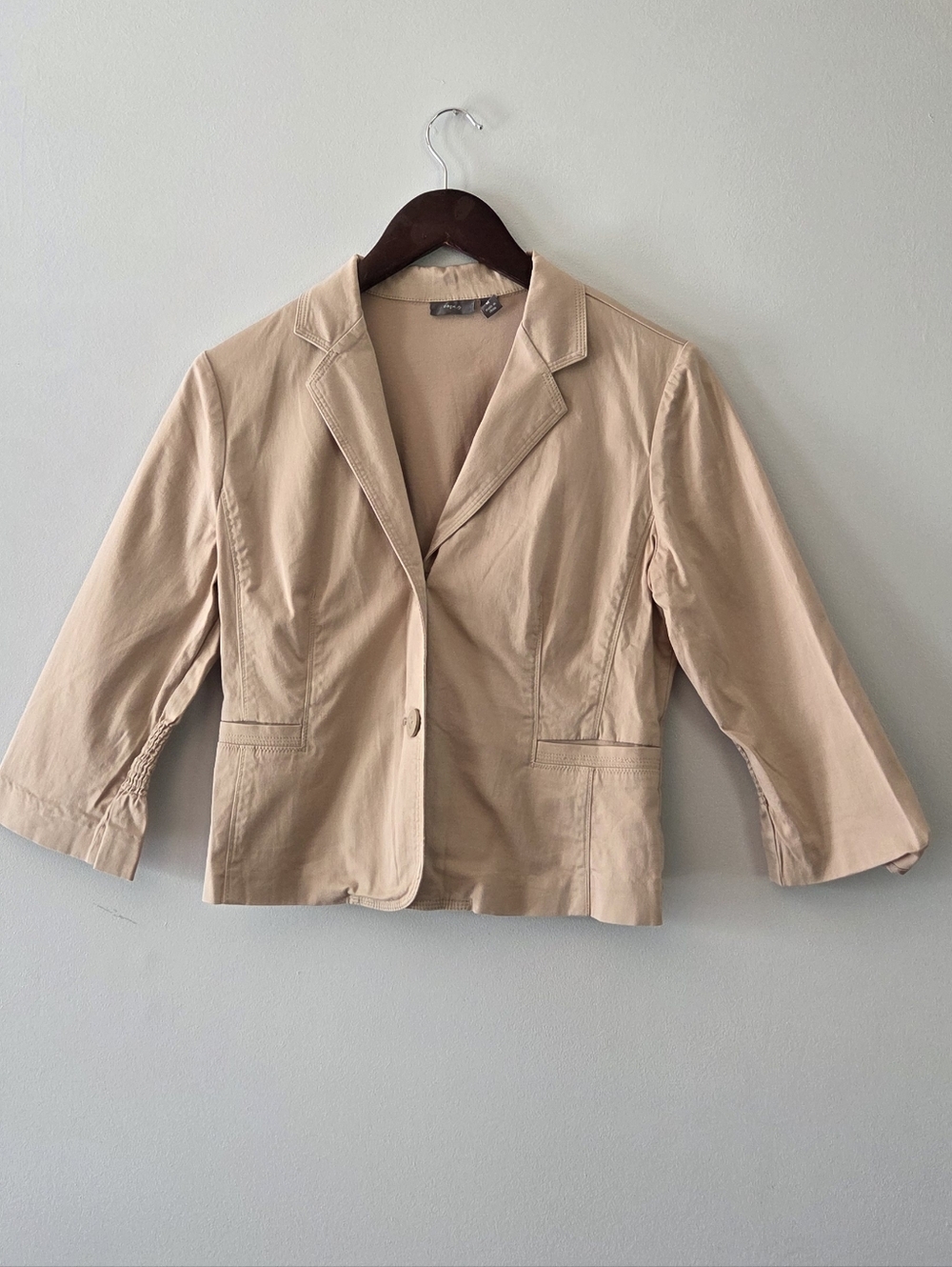 Apt 9. Women's Tailored Beige Blazer Size Medium Jacket